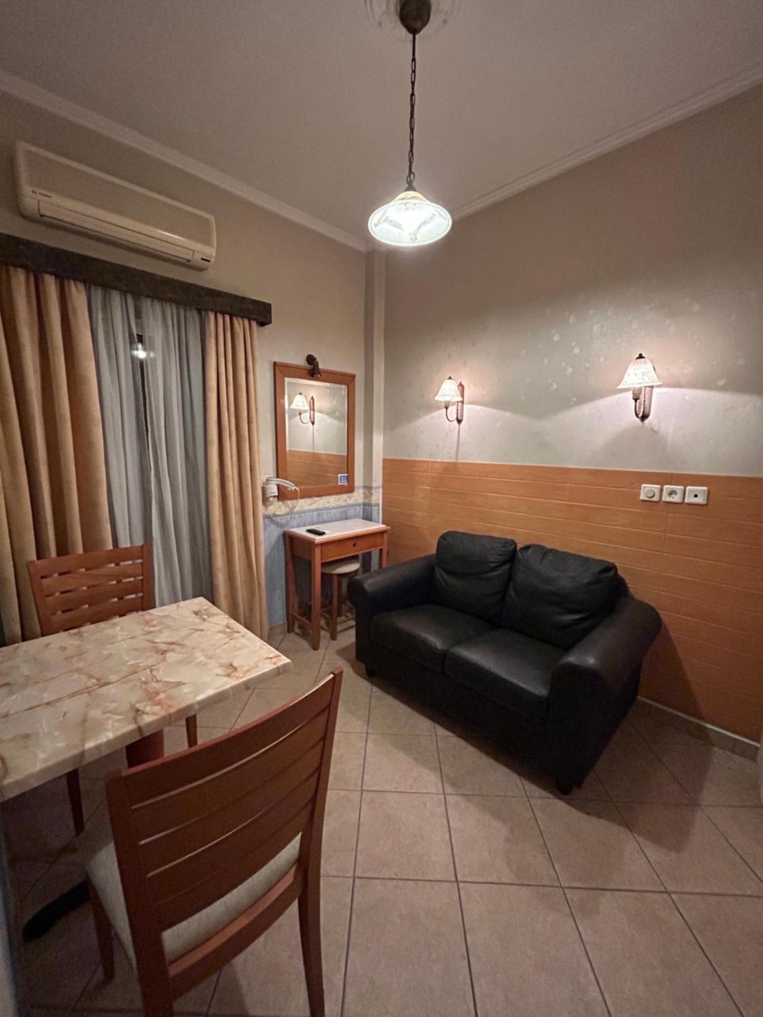 Arma Faliro Apartments Athene Buitenkant foto